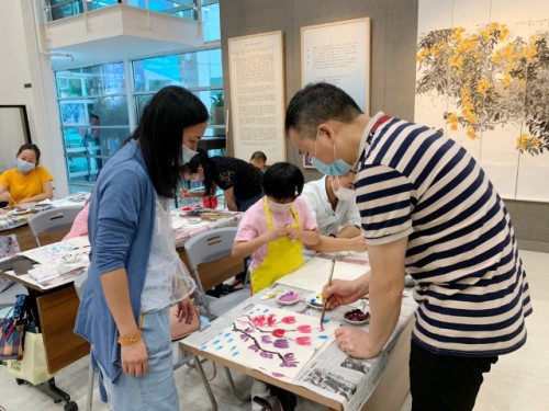 關偉生指導參加者