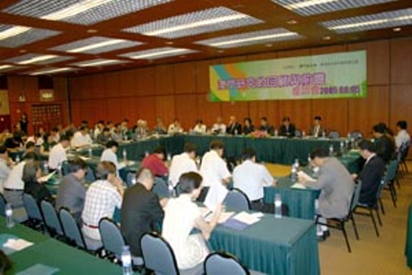 news_20050806_2.jpg