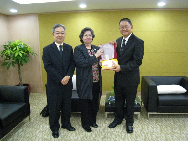 201112051.jpg