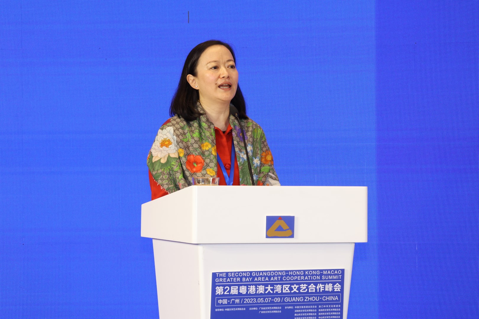 澳門基金會行政委員會副主席鍾怡 (Large).jpg