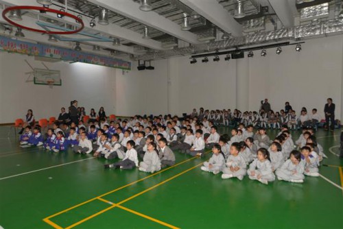 培華小學師生共同觀賞表演