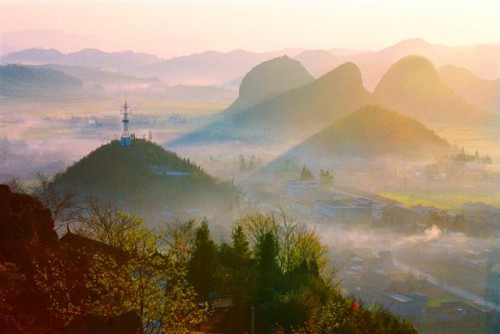 澳門藝術家推廣計劃 “歲月影蹤 - 歐平五十年攝影作品展” 即將揭幕