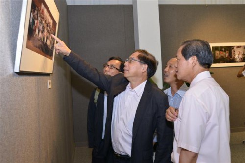 作者與藝術家交流 