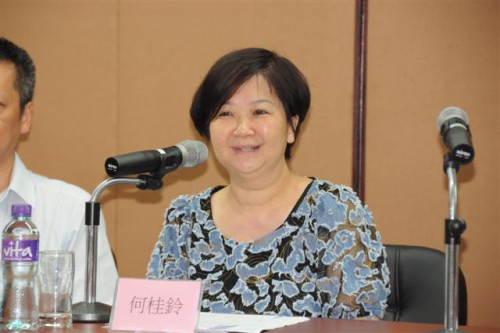 四十優異生下月參訪貴州