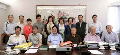 A “Colectânea das Crónicas das 10 Artes e Cultura Chinesa – Tomos de Macau” está a andar a bom ritmo e o esboço inicial do “Colectânea de Canções Populares Chinesas – Tomo de Macau” foi aprovado