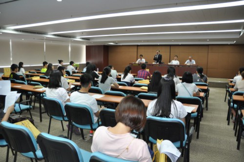 “第三十四屆澳門優異生參訪團”舉行座談會