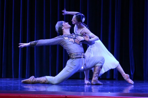 《舞姬》組舞片段