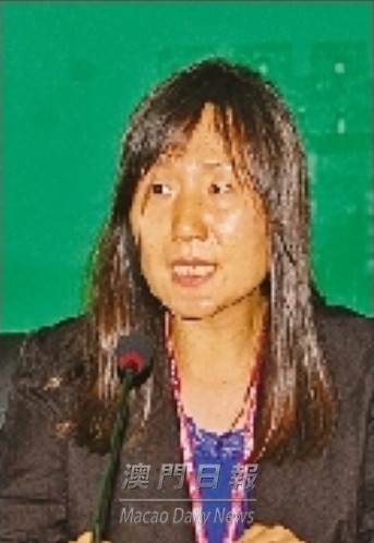 康 偉
